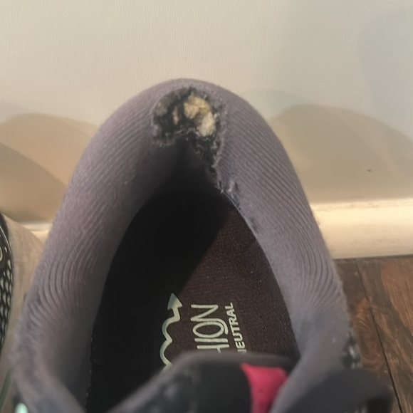 Brooks Ghost 14 Running Shoes - Picture 9 of 14